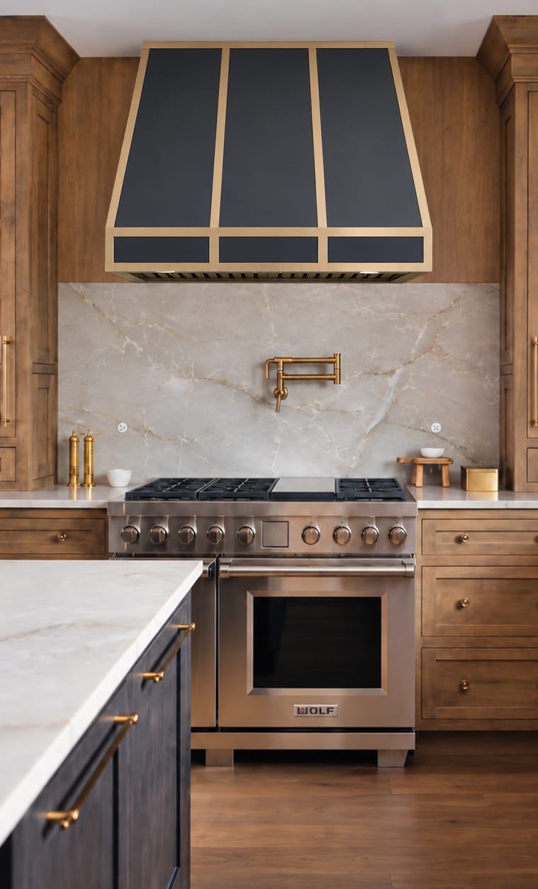 Customer photo review of Prime Geometric Sleek Stainless Steel Vent Hood PS11-G01