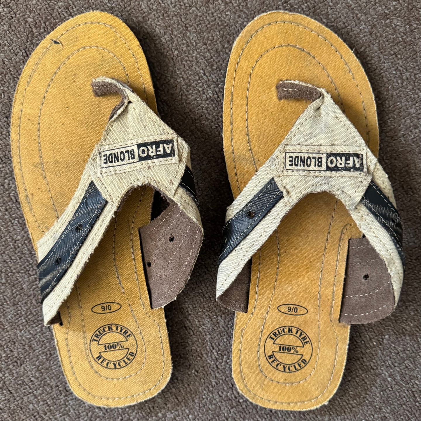 Customer photo review of Walkabout Thongs: Hand-Crafted from Recycled Truck Tyres