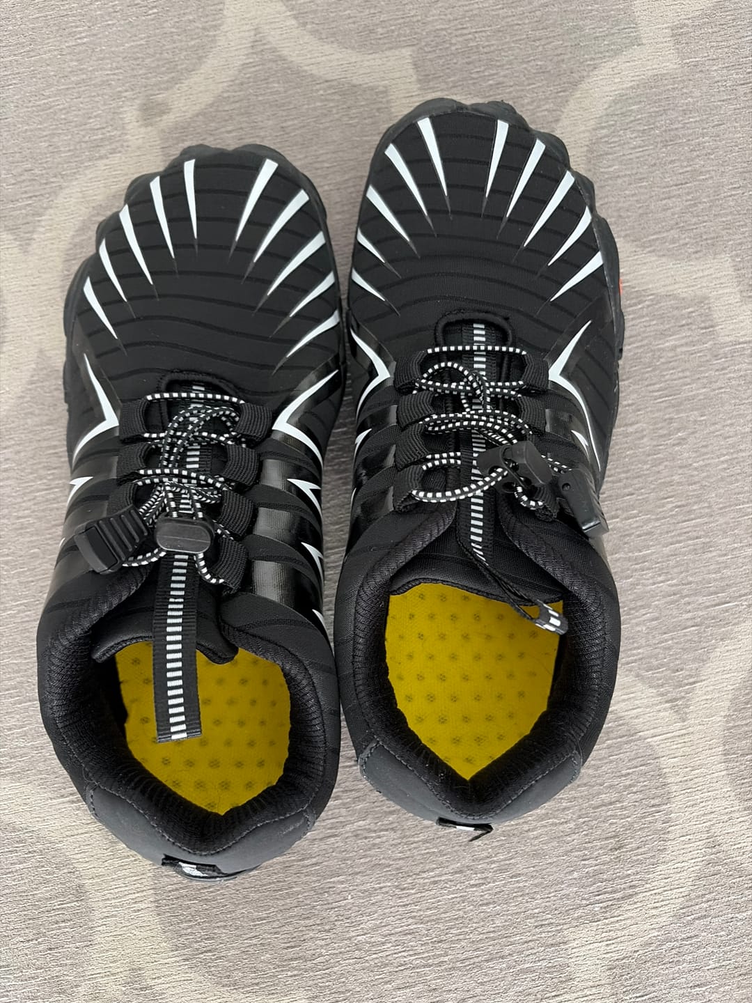 Customer photo review of Trail-Barfussschuh