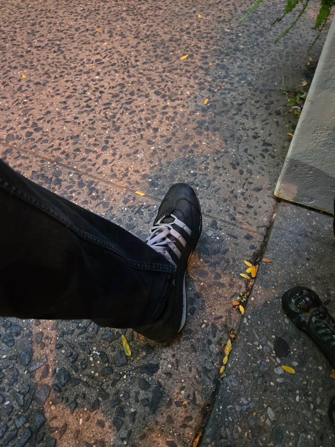 Customer photo review of Men's GrandPrix Sneaker in Asphalt