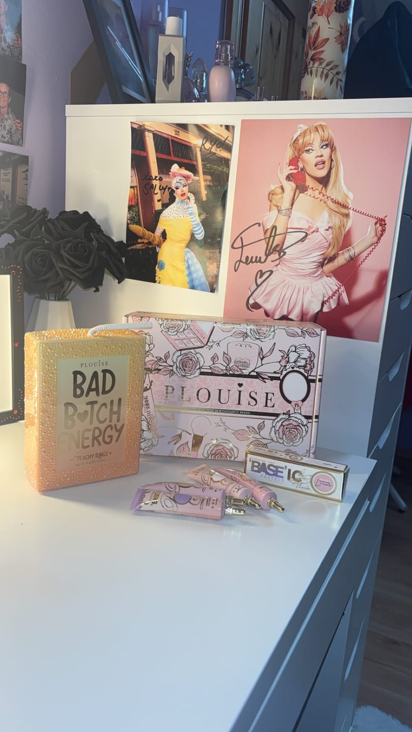 Customer photo review of Coloured Base
