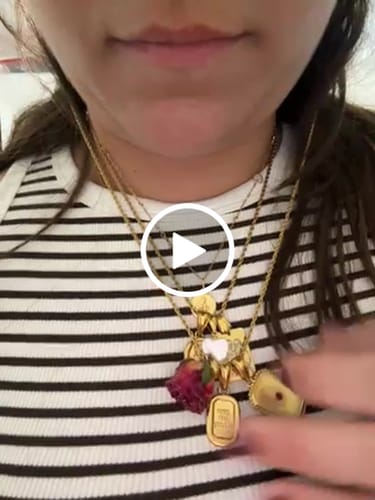 Customer video review of SET COLLANE "AMORE & FOLLIA"
