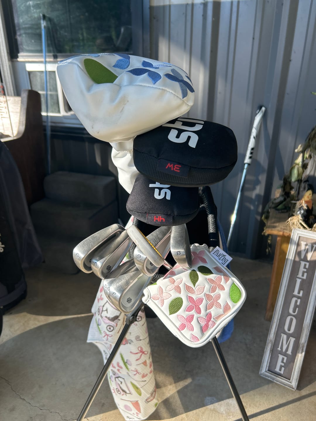 Customer photo review of Hydrangea Drive Mallet Putter Cover