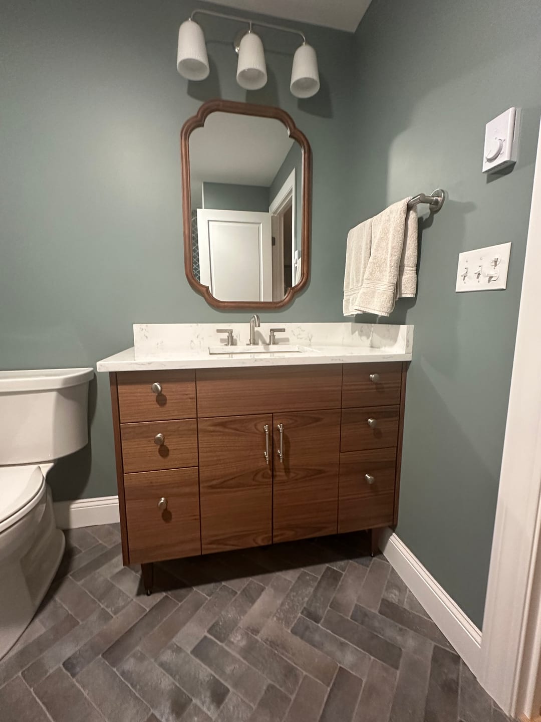 Customer photo review of Austin Stainless 42" American Black Walnut Bathroom Vanity