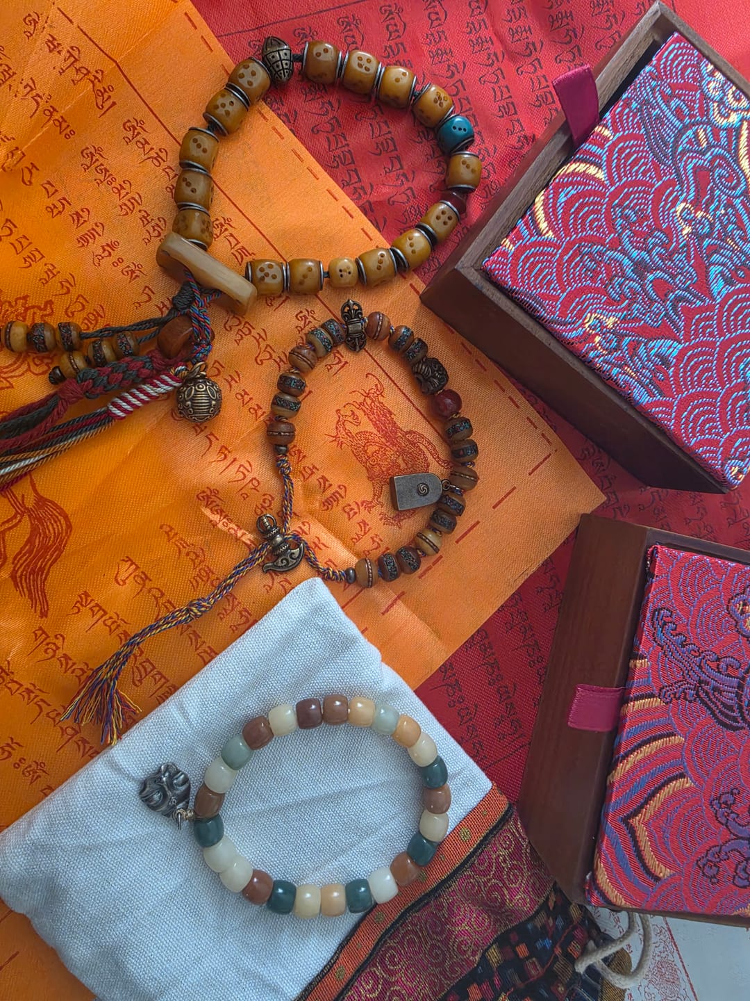 Customer photo review of Sacred "Circle of Fate" Copper-Inlay Dice Mala