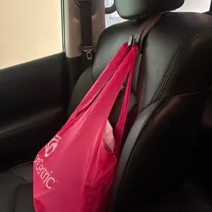 Customer photo review of Organizzazione Auto Ganci Doppio in Pelle Sintetica Morbida