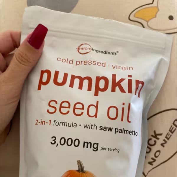 Customer photo review of Nuvrela™ Hair Growth Formula (Pumpkin Seed Oil + Saw Palmetto)