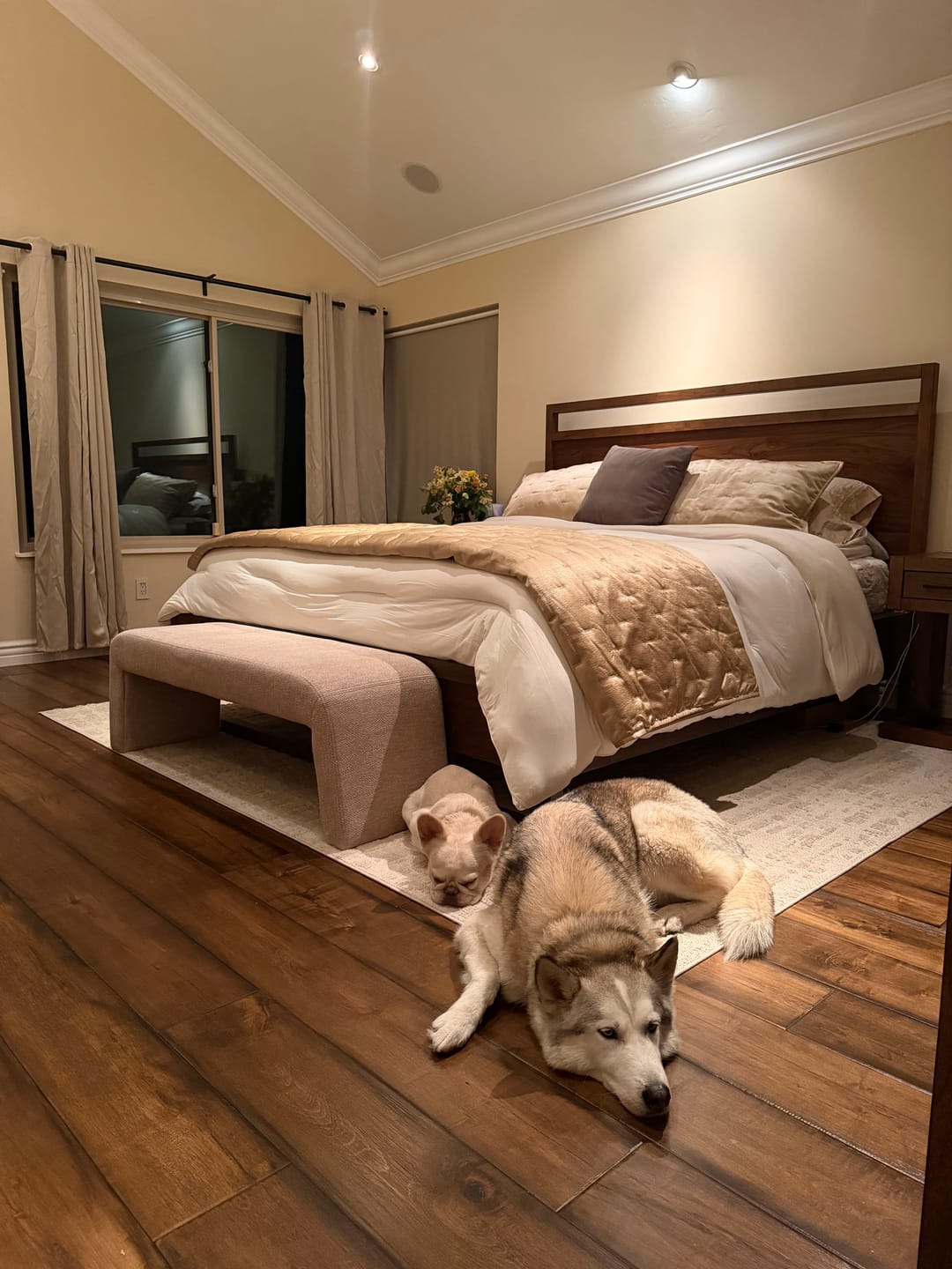 Customer photo review of MarshMellow Comforter
