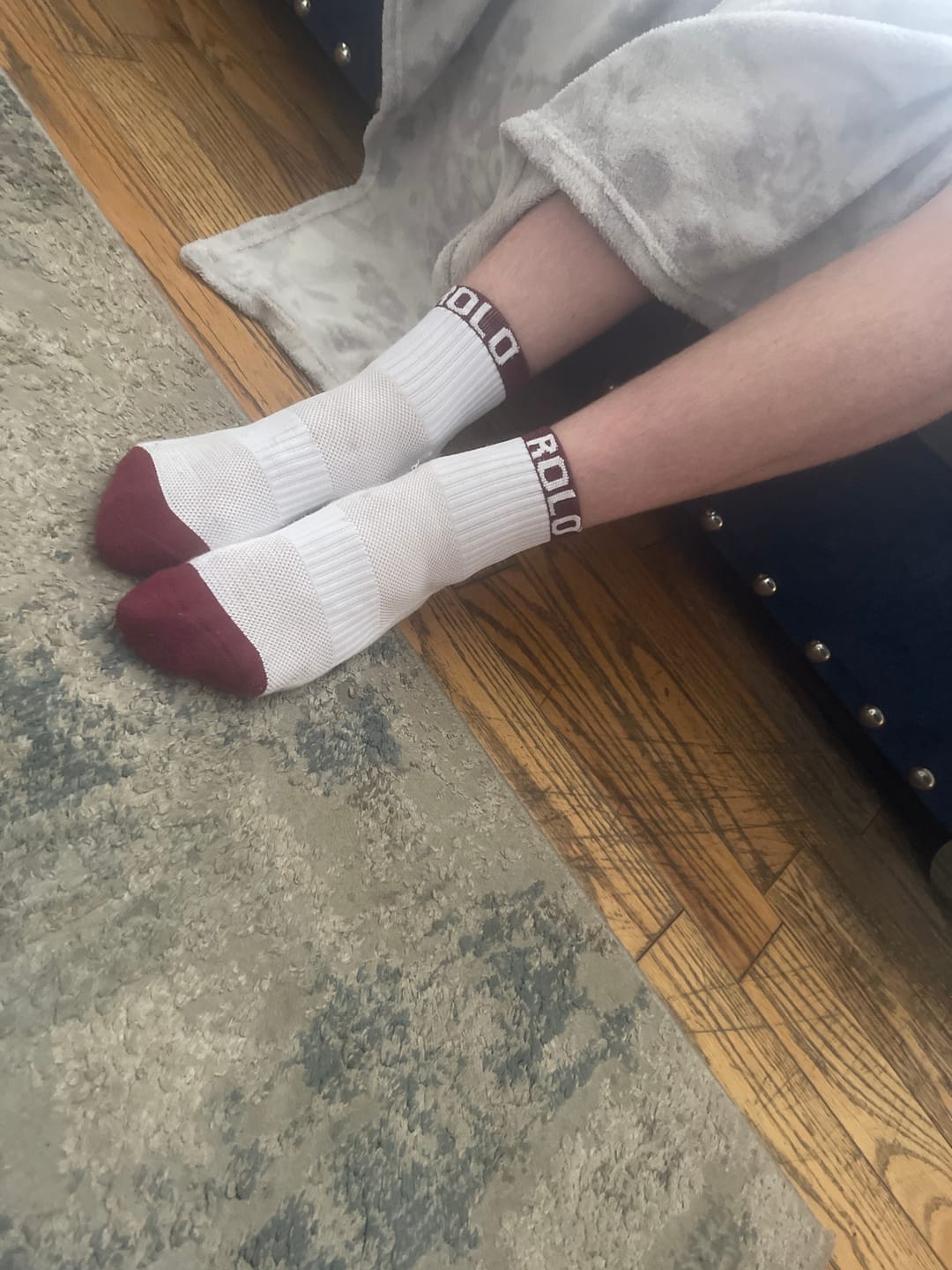 Customer photo review of Lowrise Cushioned Ankle Socks - Maroon & White