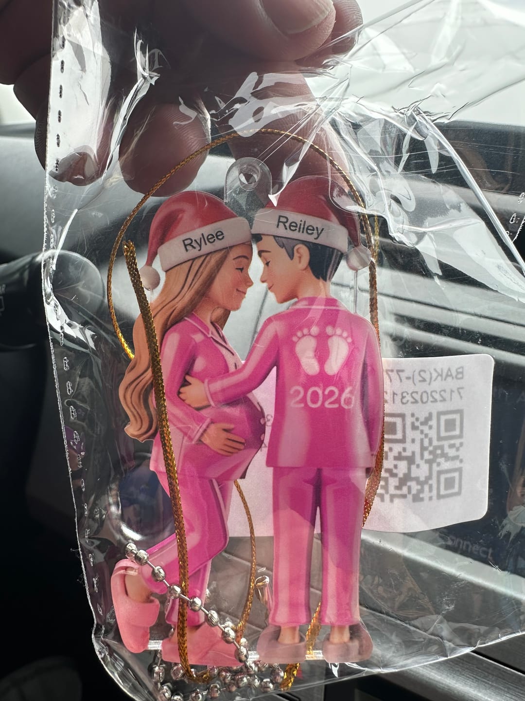 Customer photo review of Custom Baby Bump Christmas Keepsake Ornament, 2026 Future Baby Ornament, Pregnancy Reveal Gift for Expecting Couple