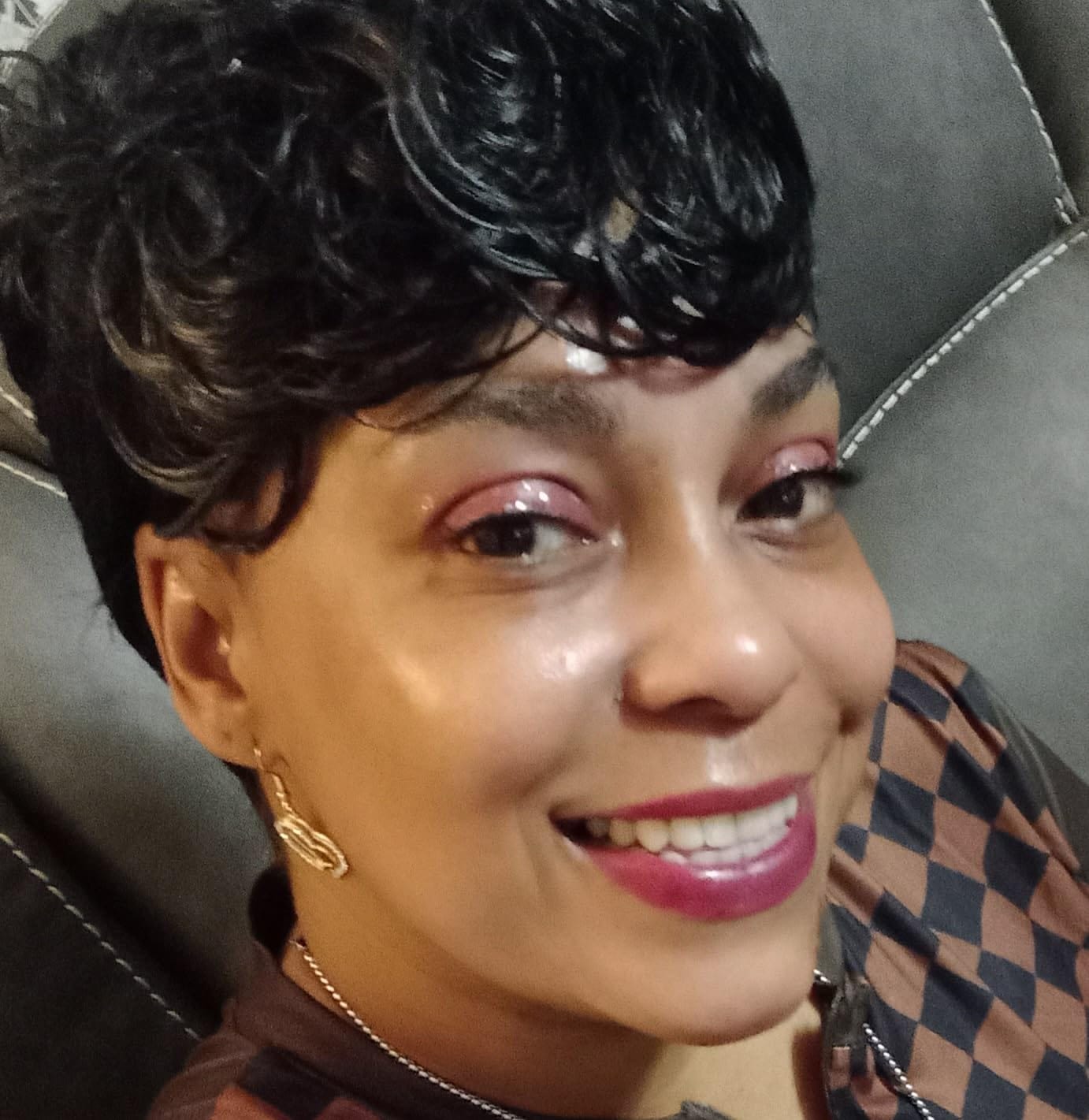 Customer photo review of Pixie Cut Wig | 100% Human Hair | Glueless & Beginner Friendly | Ready to Wear