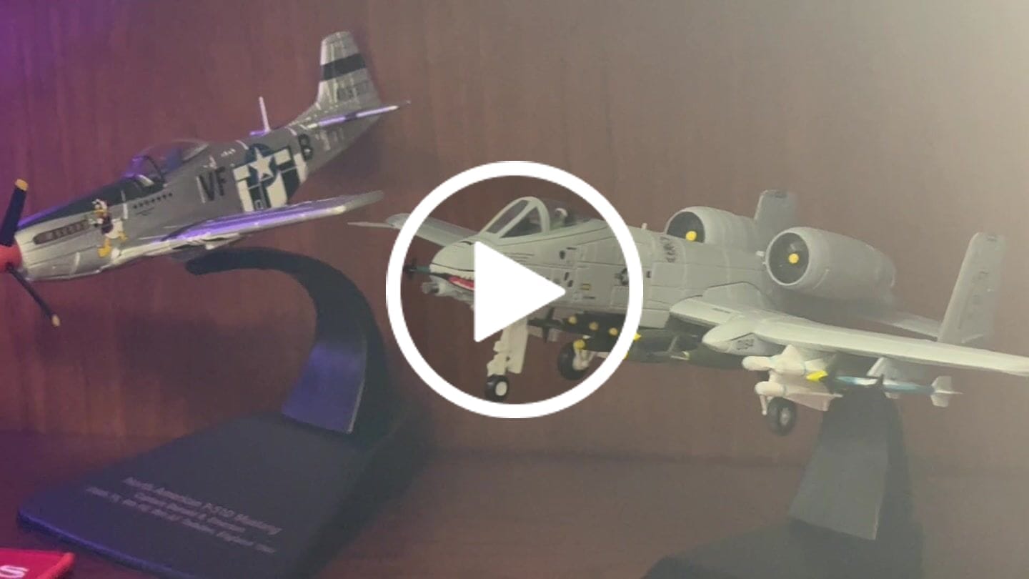 Customer video review of F-35 Lightning II 3D LED Lamp