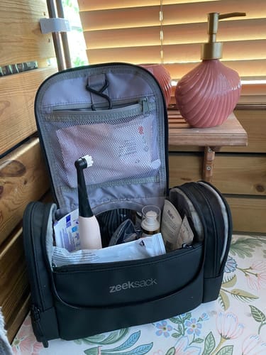 Customer photo review of Toiletry Bag