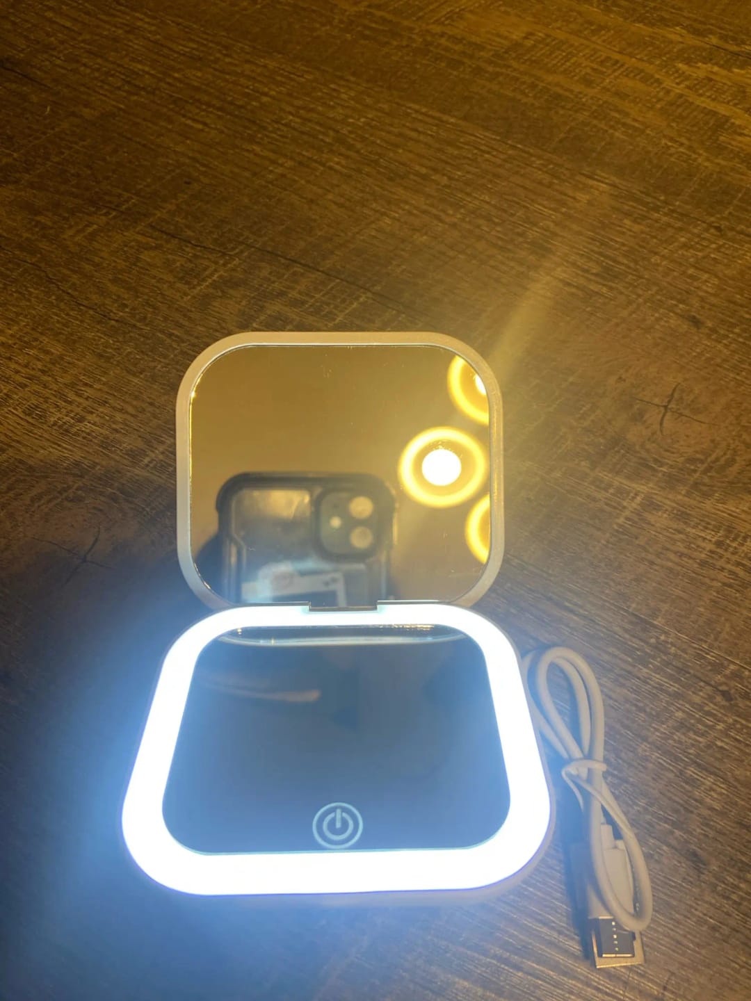 Customer photo review of Melissa™ Işıklı Cep Aynası