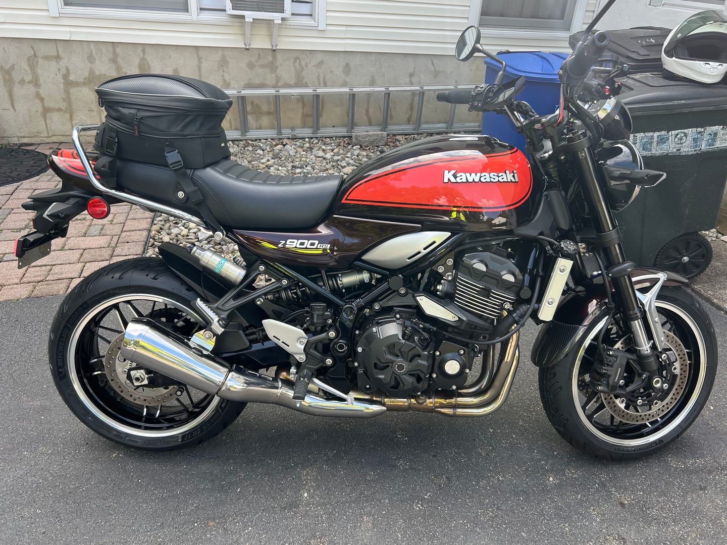 Customer photo review of C.C.RIDER Kawasaki Z900RS ERGO Seat Genuine Z900RS Cafe 2 Up Seat Black stiching Fits Kawasaki Z900RS 2018-2025