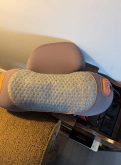 Customer photo review of Naprelle MamaEase Heated Neck Pillow