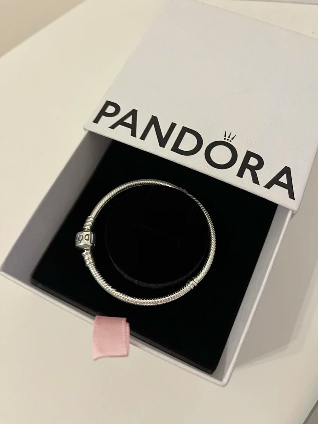 Customer photo review of Brazalete Cadena de Serpiente con Broche de Corazón