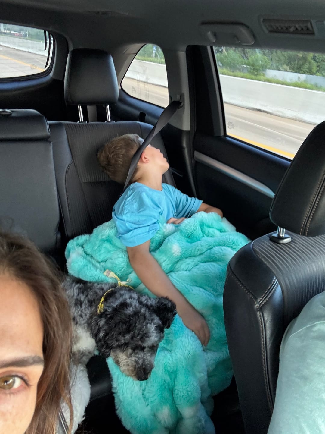 Customer photo review of Bubble Pop - Weighted Blanket