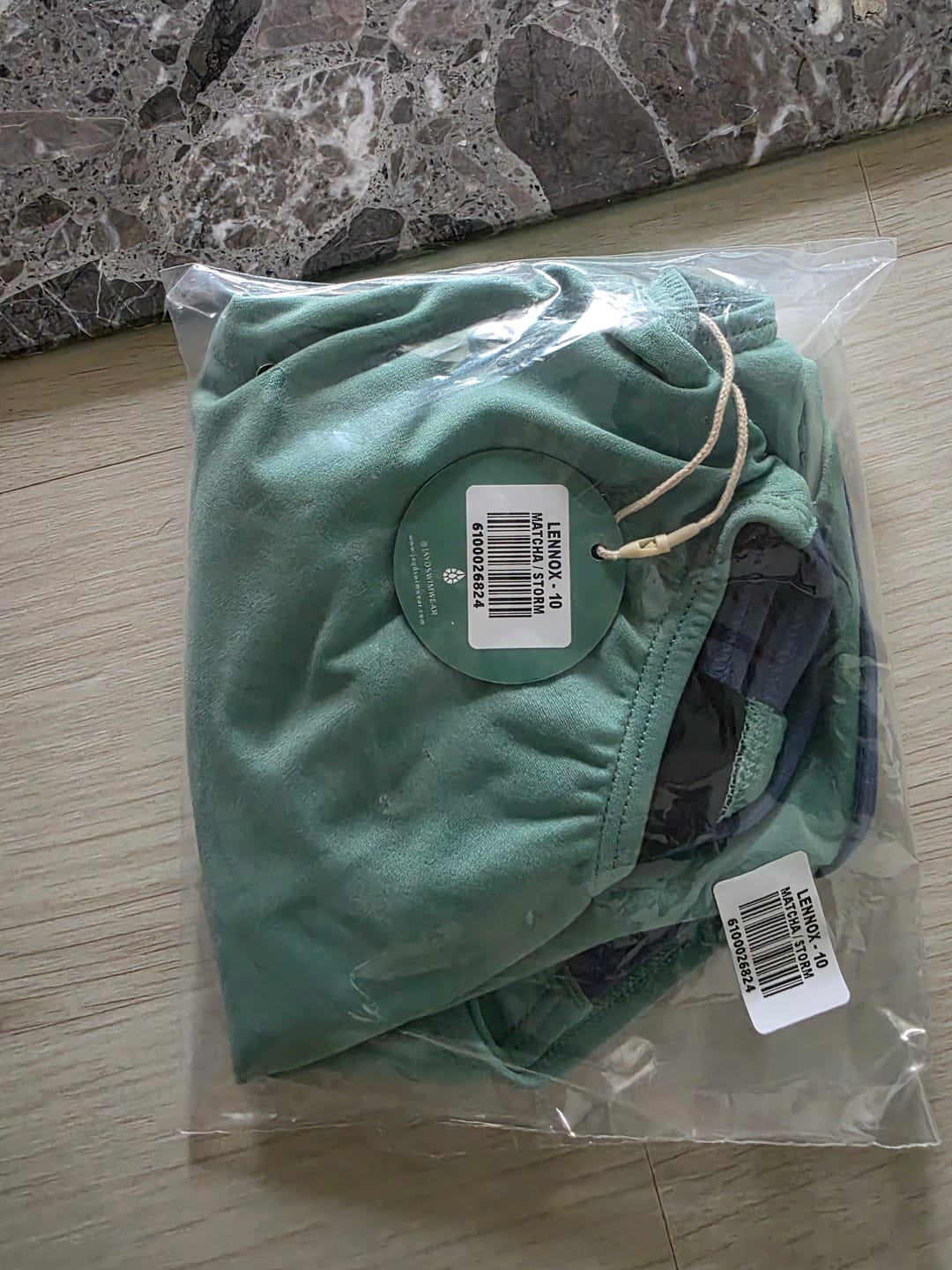 Customer photo review of LENNOX ONE PIECE - Matcha|Storm