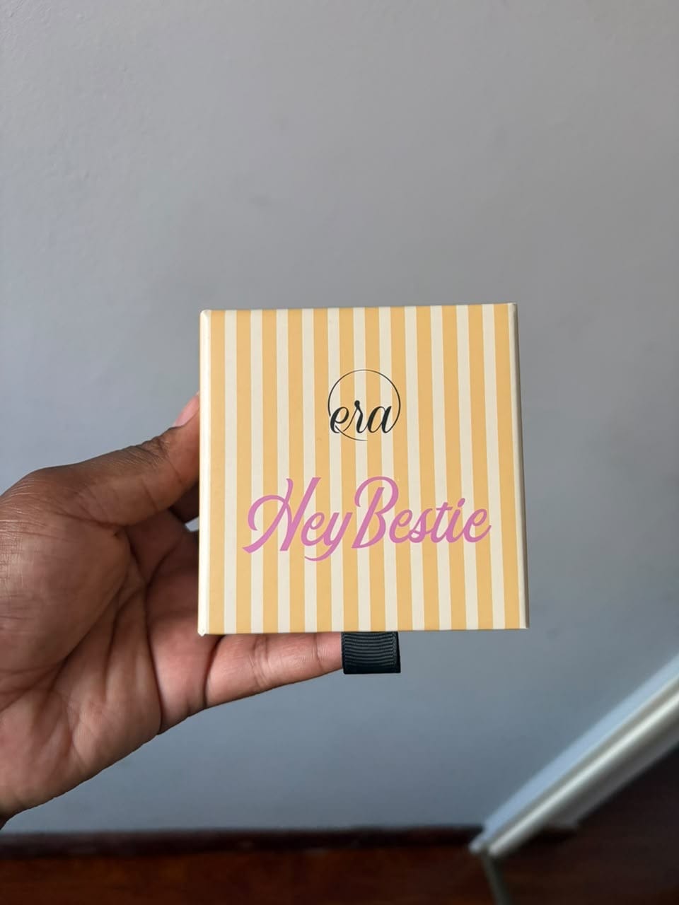 Customer photo review of Gold Mini Era Logo Hoops