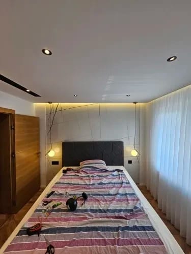 Customer photo review of Chrome Pendant Light for Kitchen Island, Glass Cage, 15–30 cm