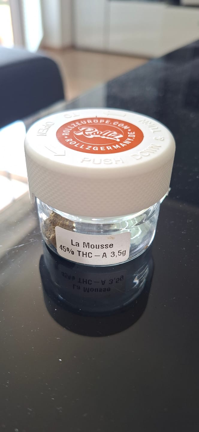 Customer photo review of THC-A 45% Hash La Mousse