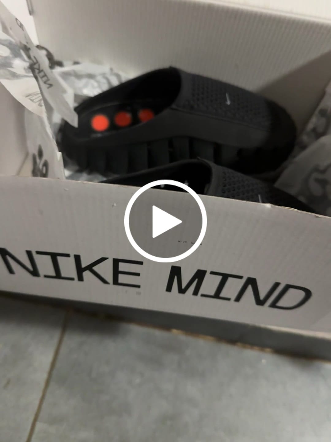 Customer video review of Nike Mind 001 - Black