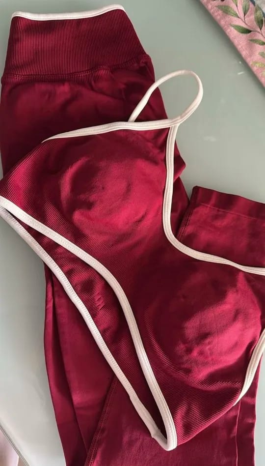 Customer photo review of Fitness Suit Strappy Contrast Pants Knit