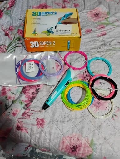 Customer photo review of Bolígrafo 3D Creativo PequePlanets™