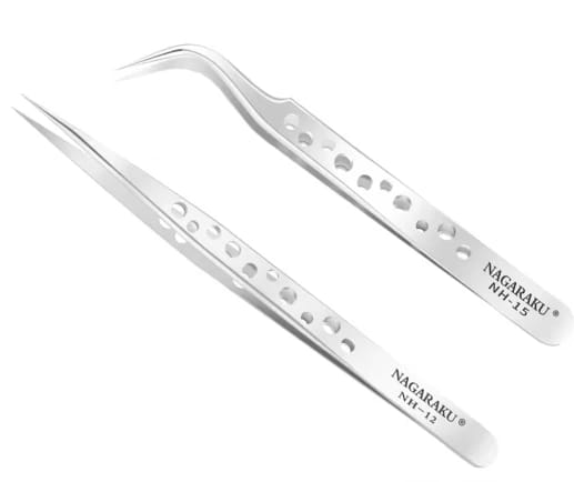 Customer photo review of 6 Piece Eyelash Tweezer Storage Set