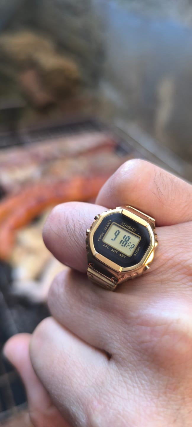 Customer photo review of Reloj Anillo Casio Vintage CRW-001G-9 Dorado