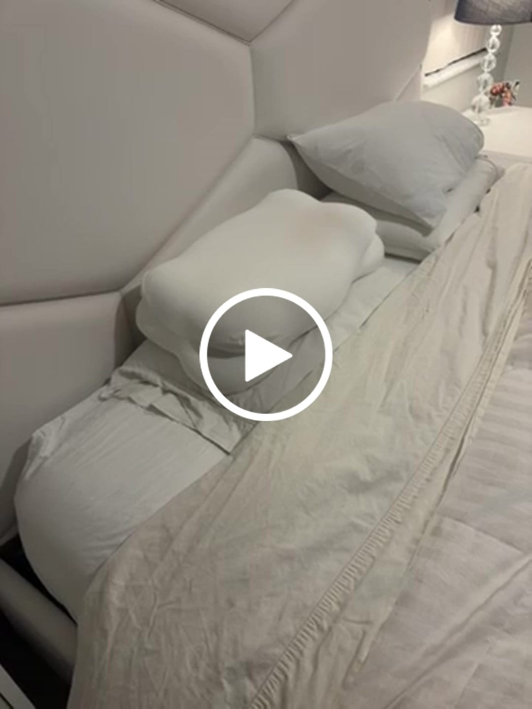 Customer video review of Cloud Cooling Pillow Case