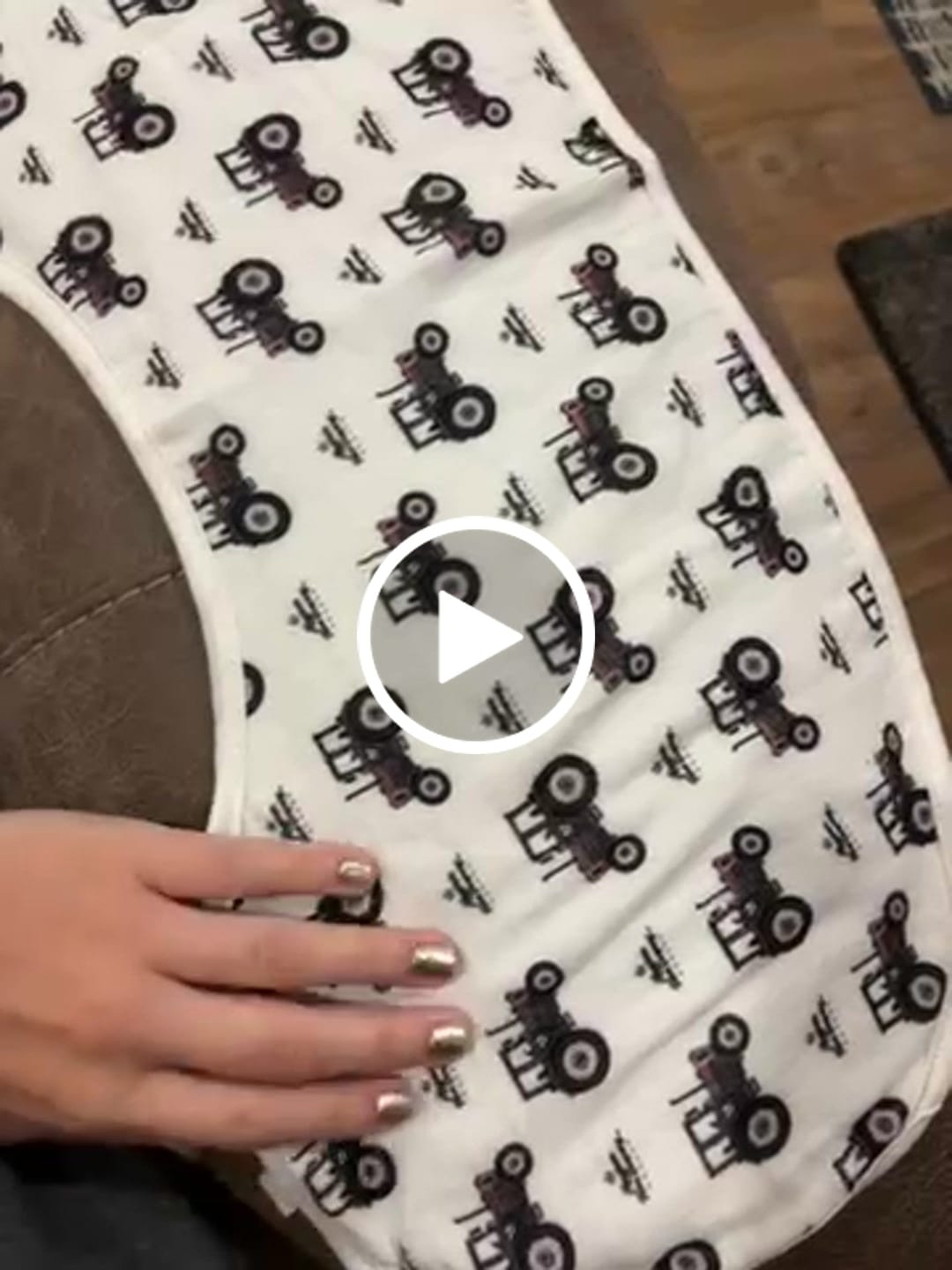 Customer video review of AFC Tractor Print Burp Cloth - 4 Pack
