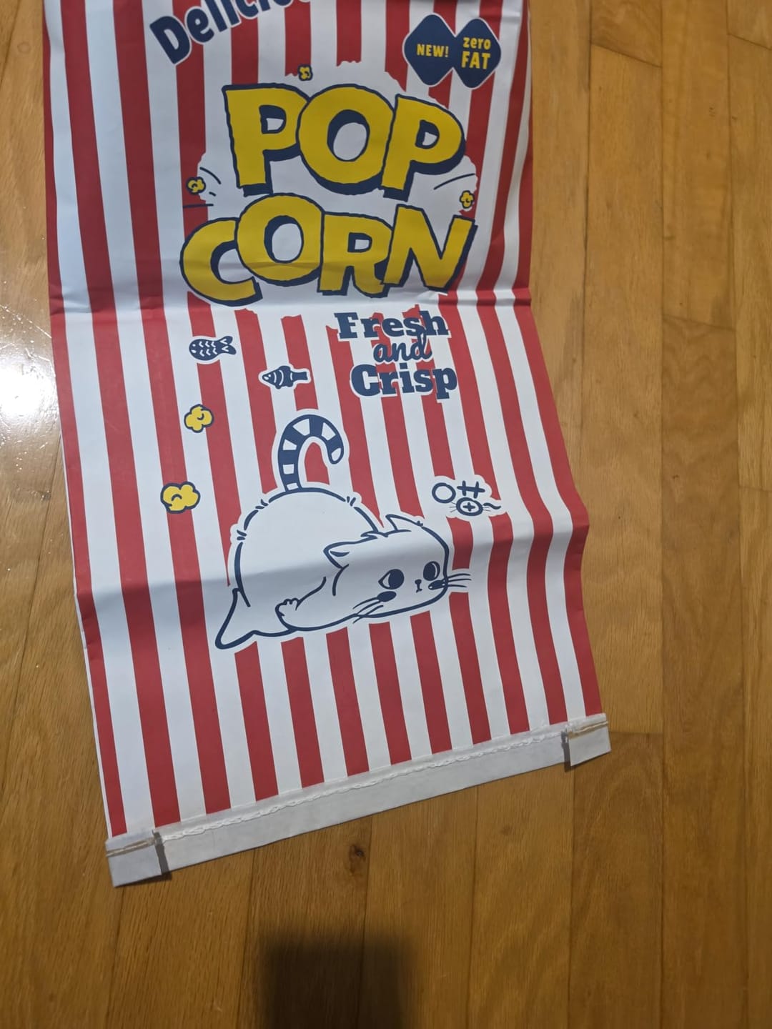 Customer photo review of CrinkleCove™ Double-Layer Paper Cat Hideout