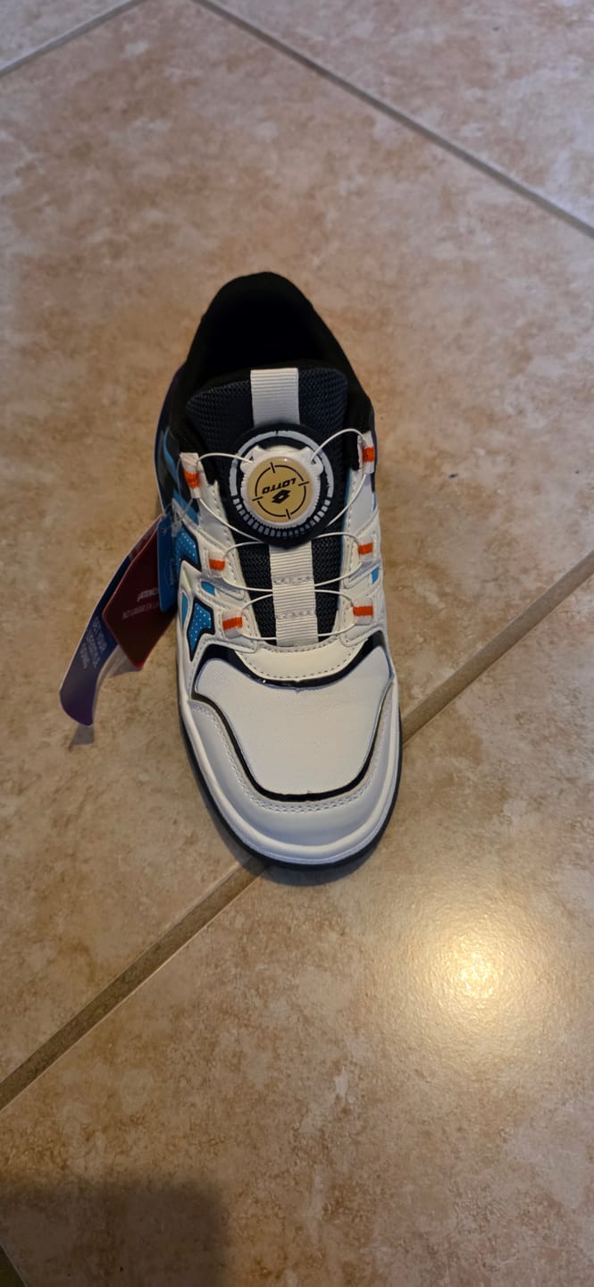 Customer photo review of Tenis Boamax Ch