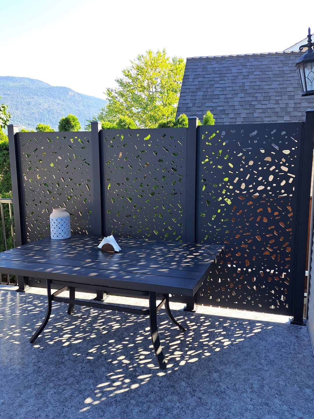 Customer photo review of Privacy Screen (River Rock)