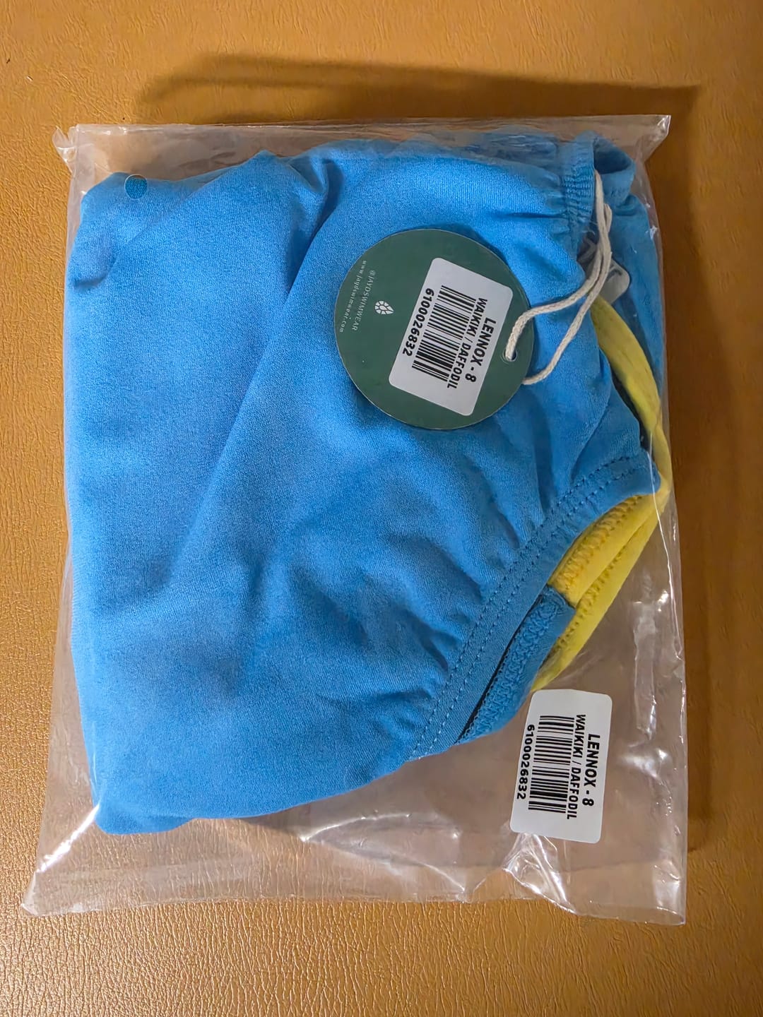 Customer photo review of LENNOX ONE PIECE - Waikiki|Daffodil
