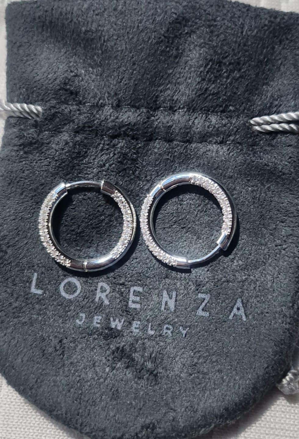 Customer photo review of Choker Aros Piedra Natural Bolitas Doradas 8 mm