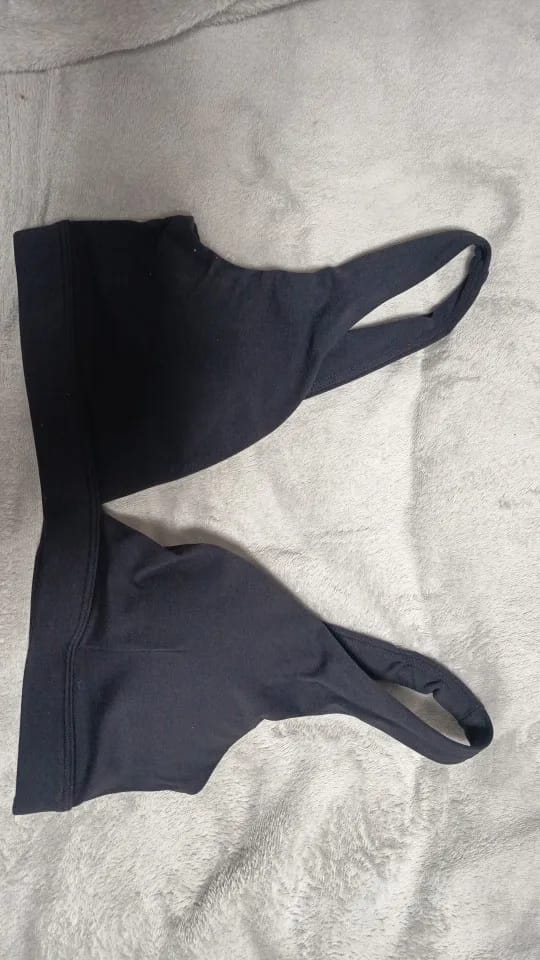 Customer photo review of Hearuisavy Push-Up Sports Bra Top Knit