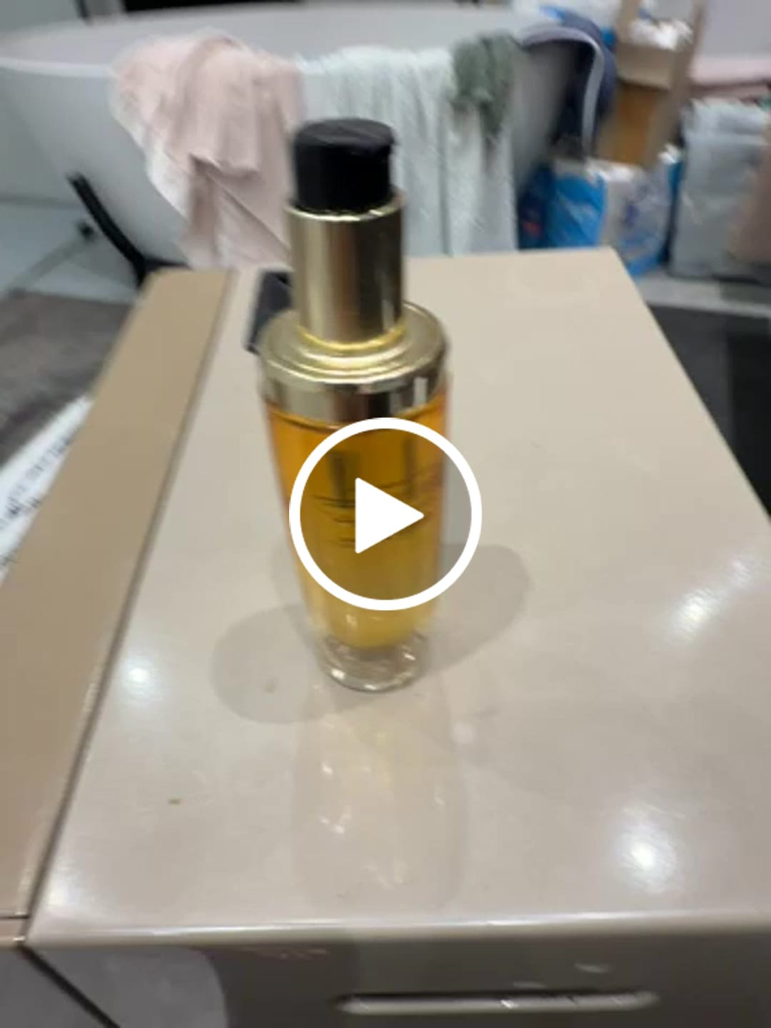Customer video review of Kérastase Elixir Ultime L'Huile Originale Refill Hair Oil 75ml — For Refillable Bottle