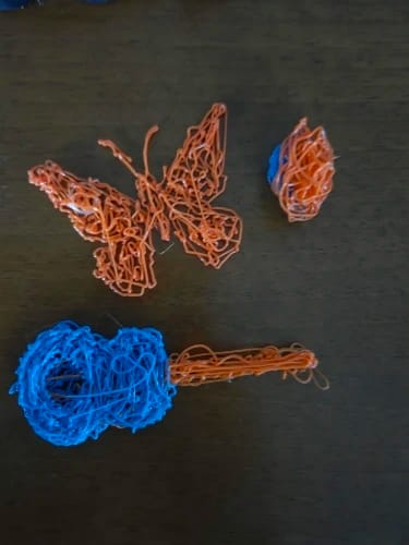 Customer photo review of Bolígrafo 3D Creativo PequePlanets™