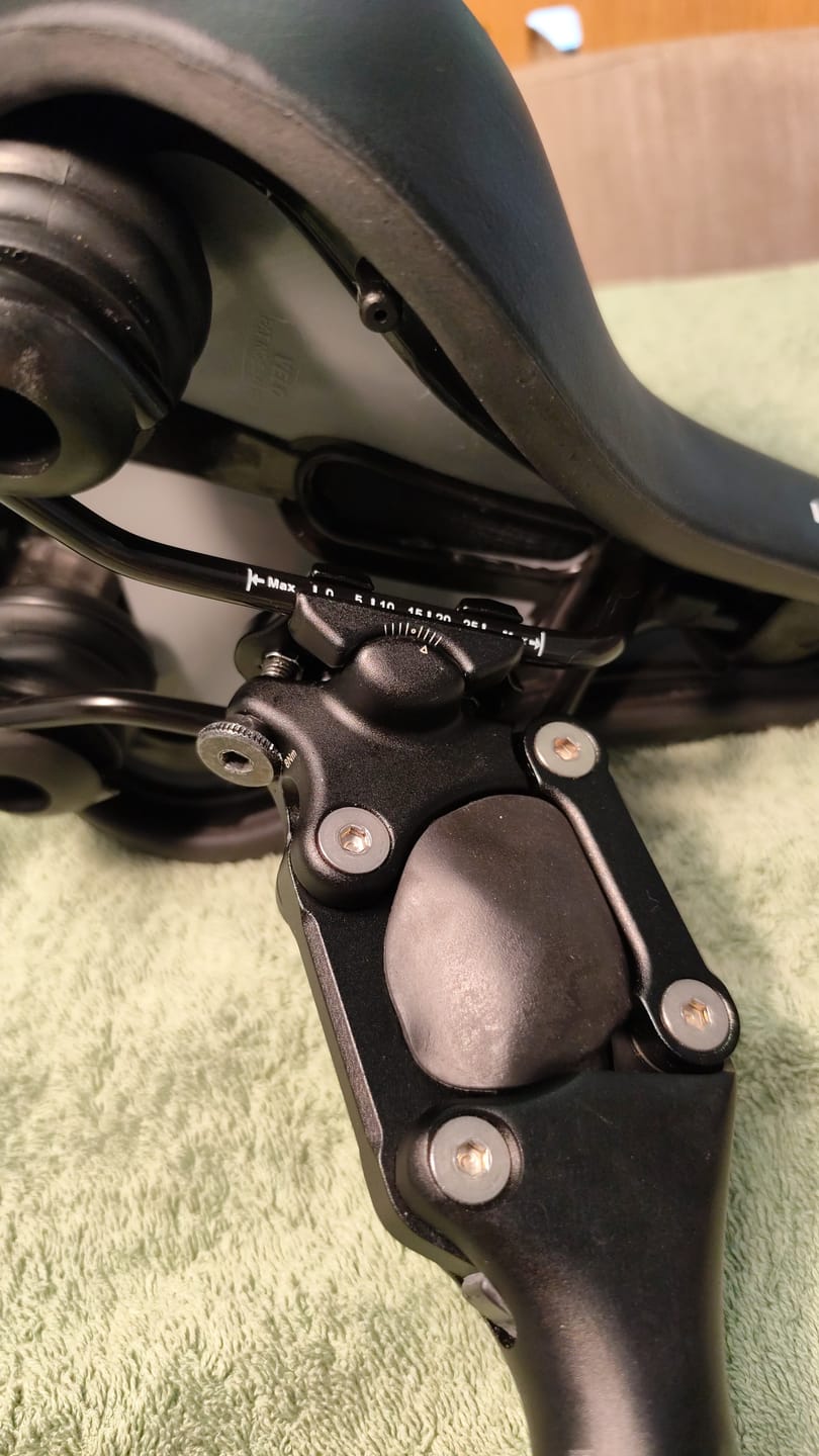 Customer photo review of Saddle VELO VL-6123 Black
