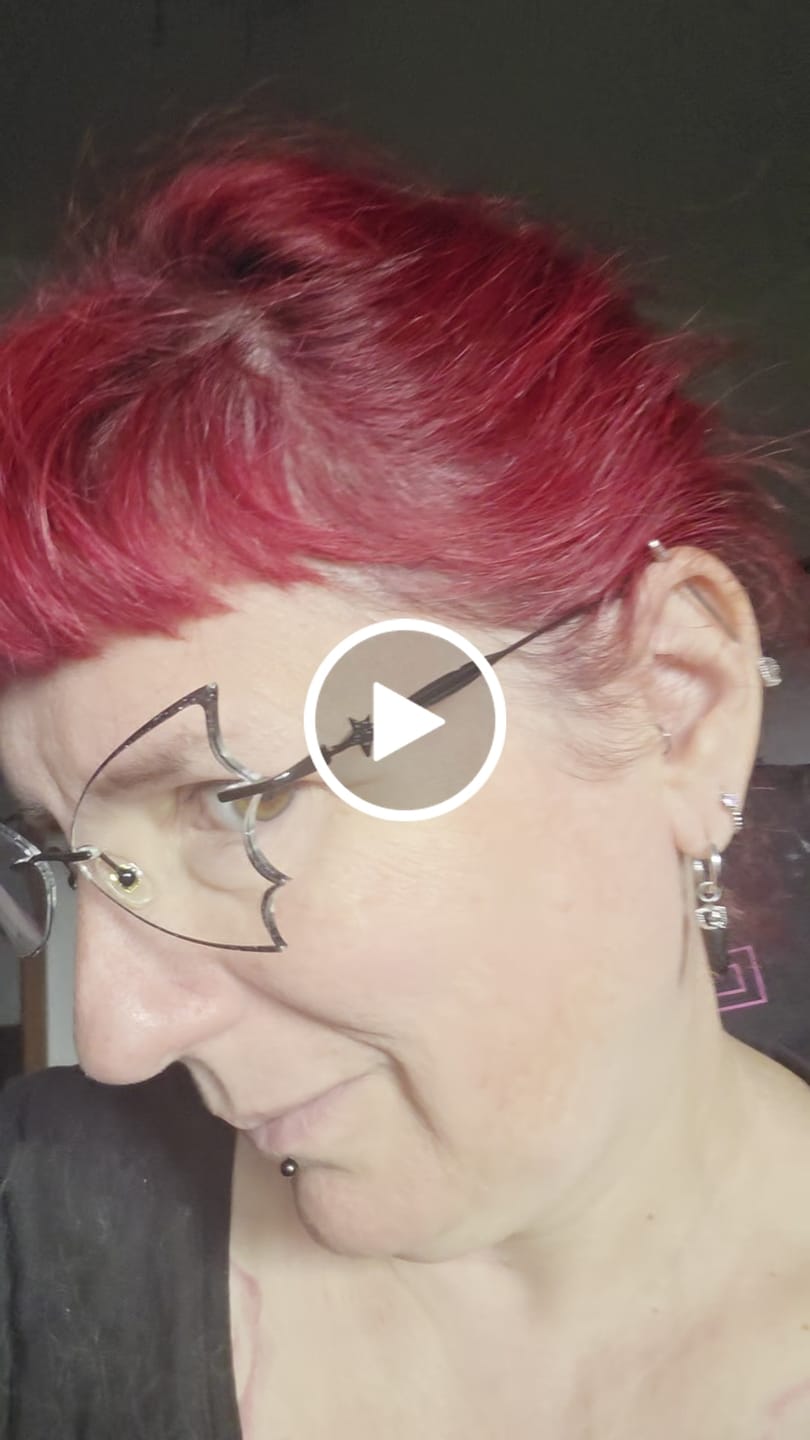 Customer video review of Batz Brille