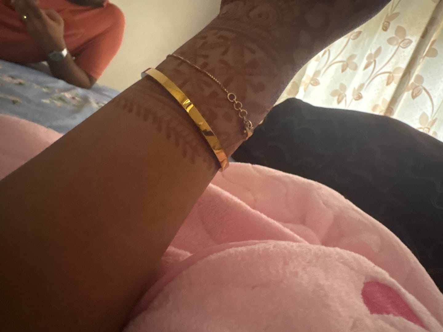 Customer photo review of Shimmering Star Gold Bangle Bracelet