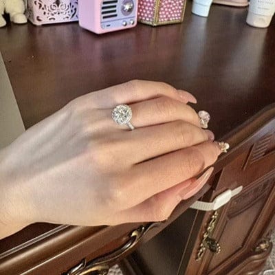 Customer photo review of Infinity Halo Pavé Round Cut Diamond Ring