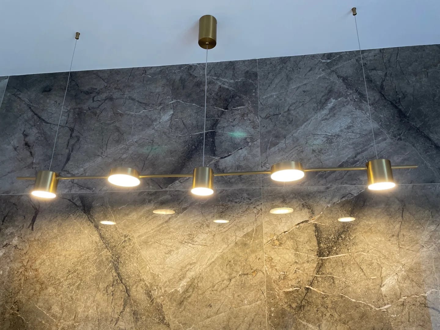 Customer photo review of Bar Pendant Light for Dining Table, 3 to 6 Spots, 150 cm