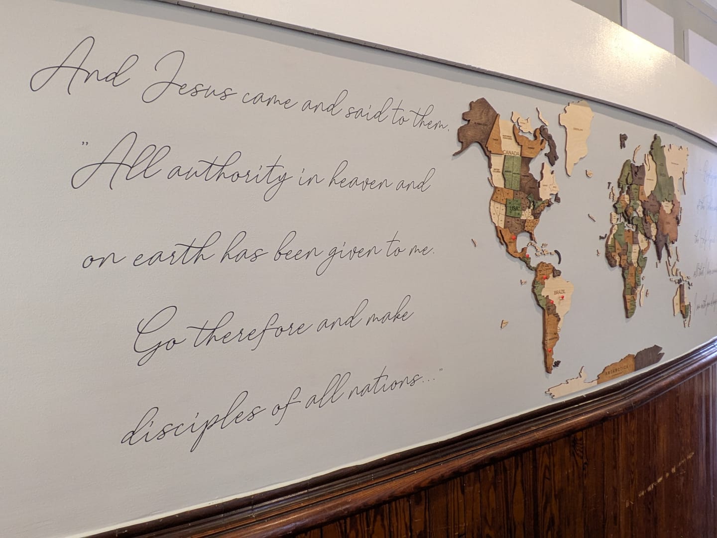 Customer photo review of 3D Wooden World Map Nature