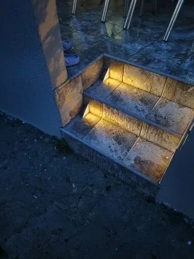 Customer photo review of Solar LED Step Light for Garden, 6-Pack, Triangular, 5.5 cm