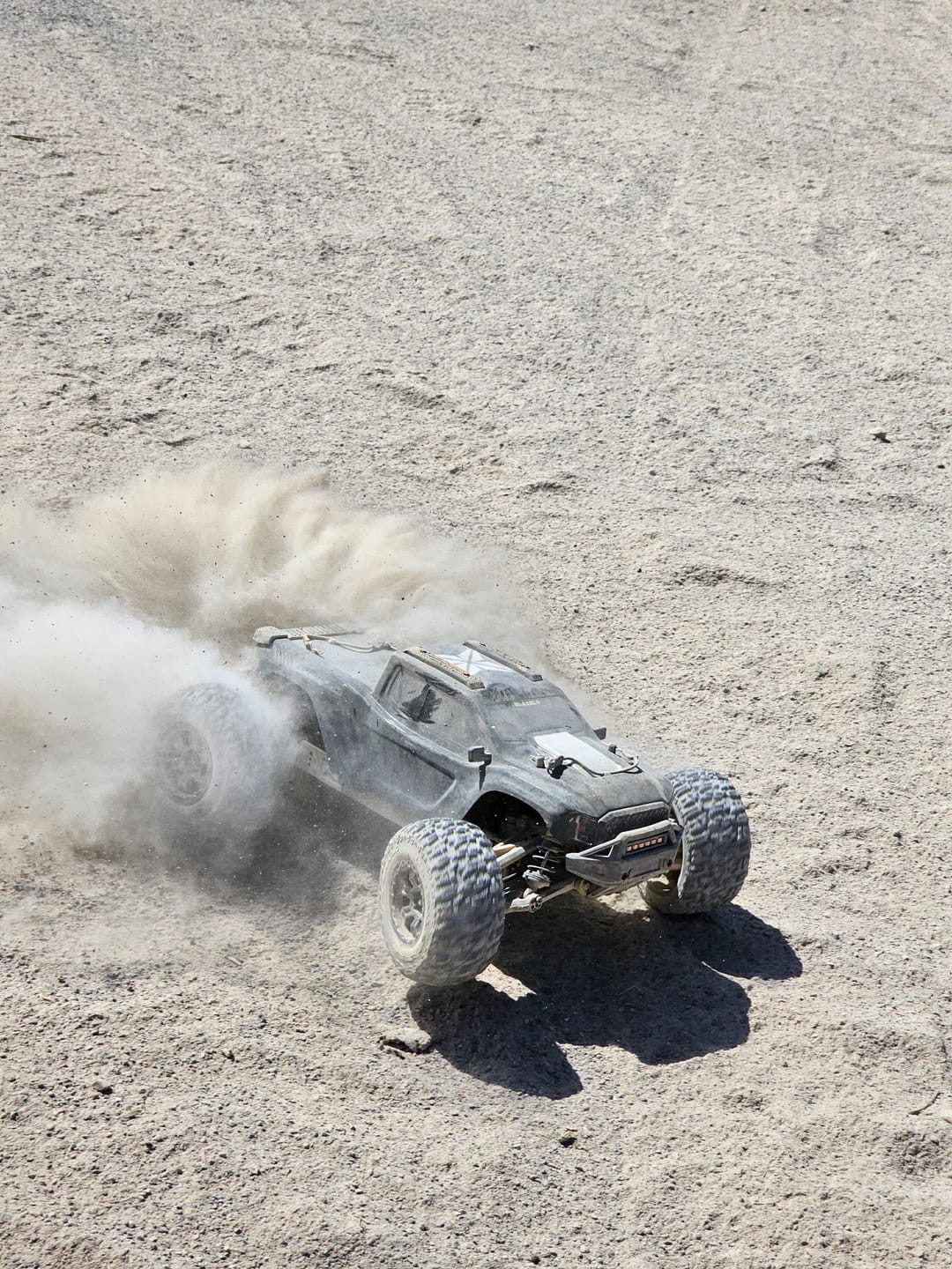 Customer photo review of Omni-Terminator Carbon Fiber MINI 1:10 Scale RTR Brushless Monster Truck | RZ001B-C