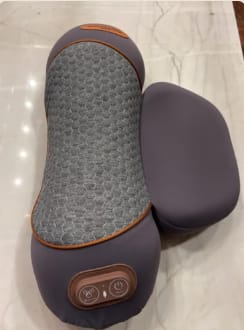 Customer photo review of Naprelle MamaEase Heated Neck Pillow